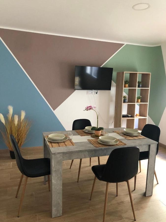 Bel Appartement Roses Plage Exterior foto